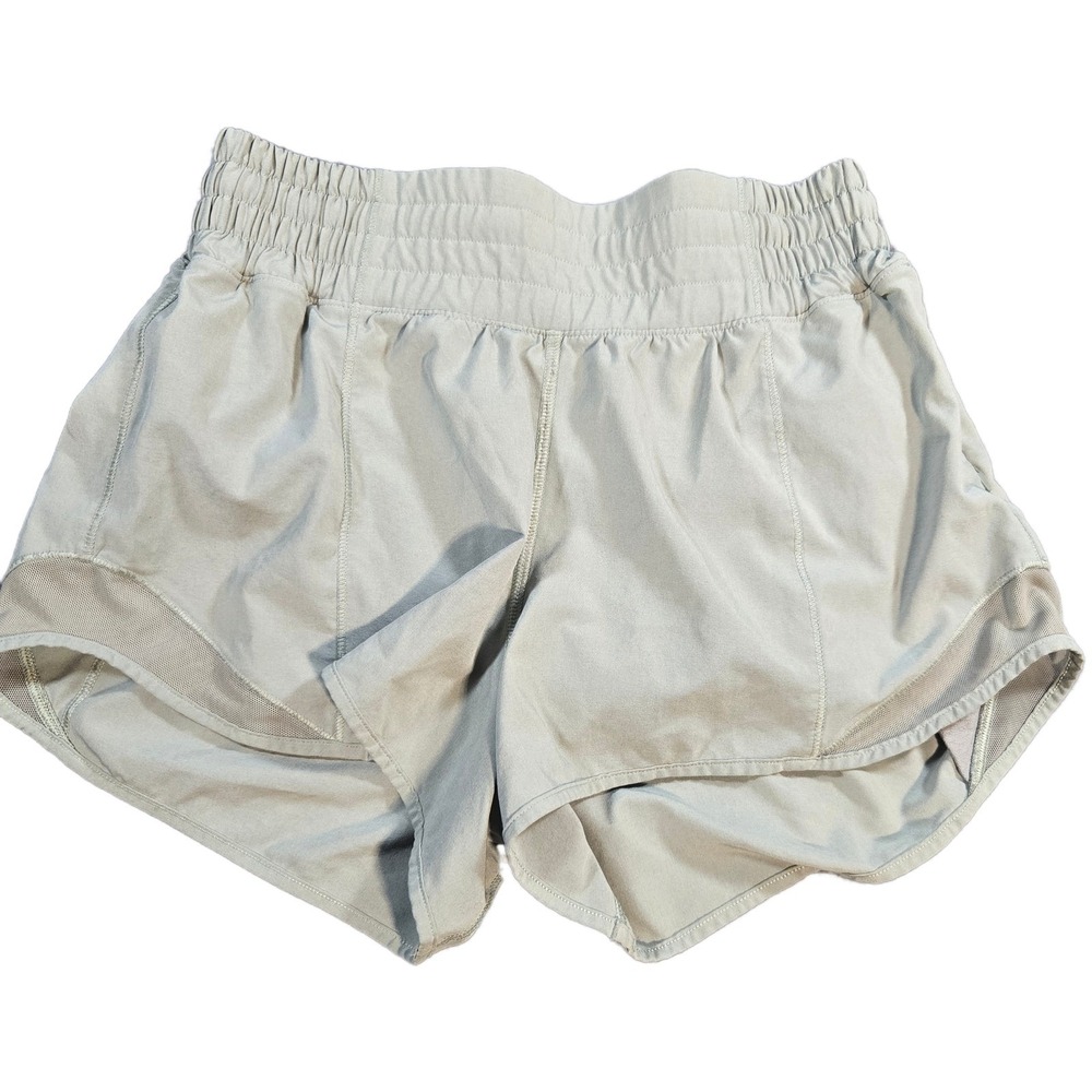 Lululemon Hotty Hot lined athletic shorts Small light Olive Green